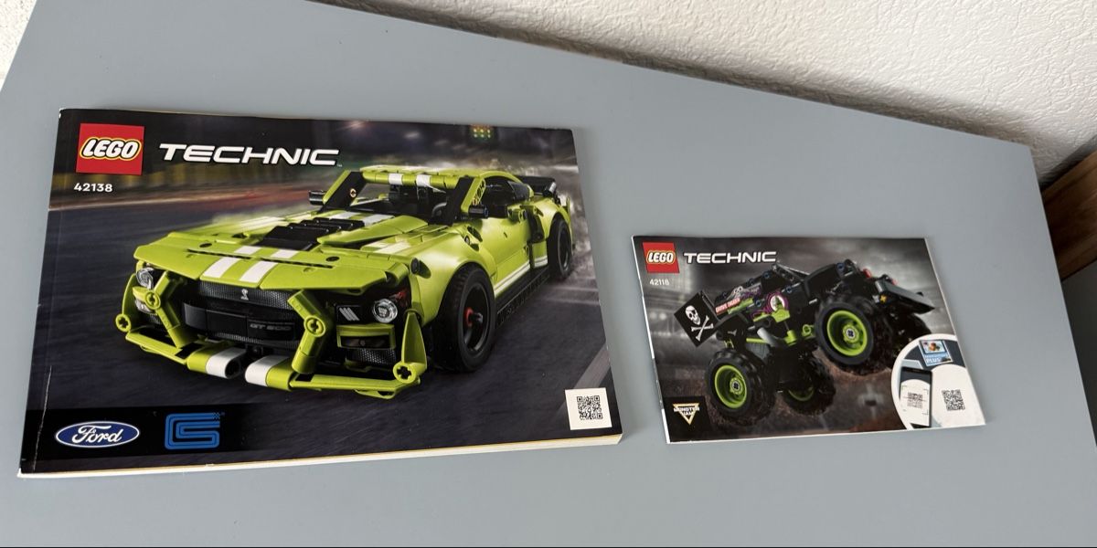 Lego Giocattoli: Lego Technic Set, 2 Autos – Usato da Richterswil venduto da Schoetto 2