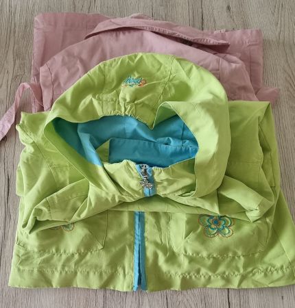Set Windjacke und Regenjacke gr.122