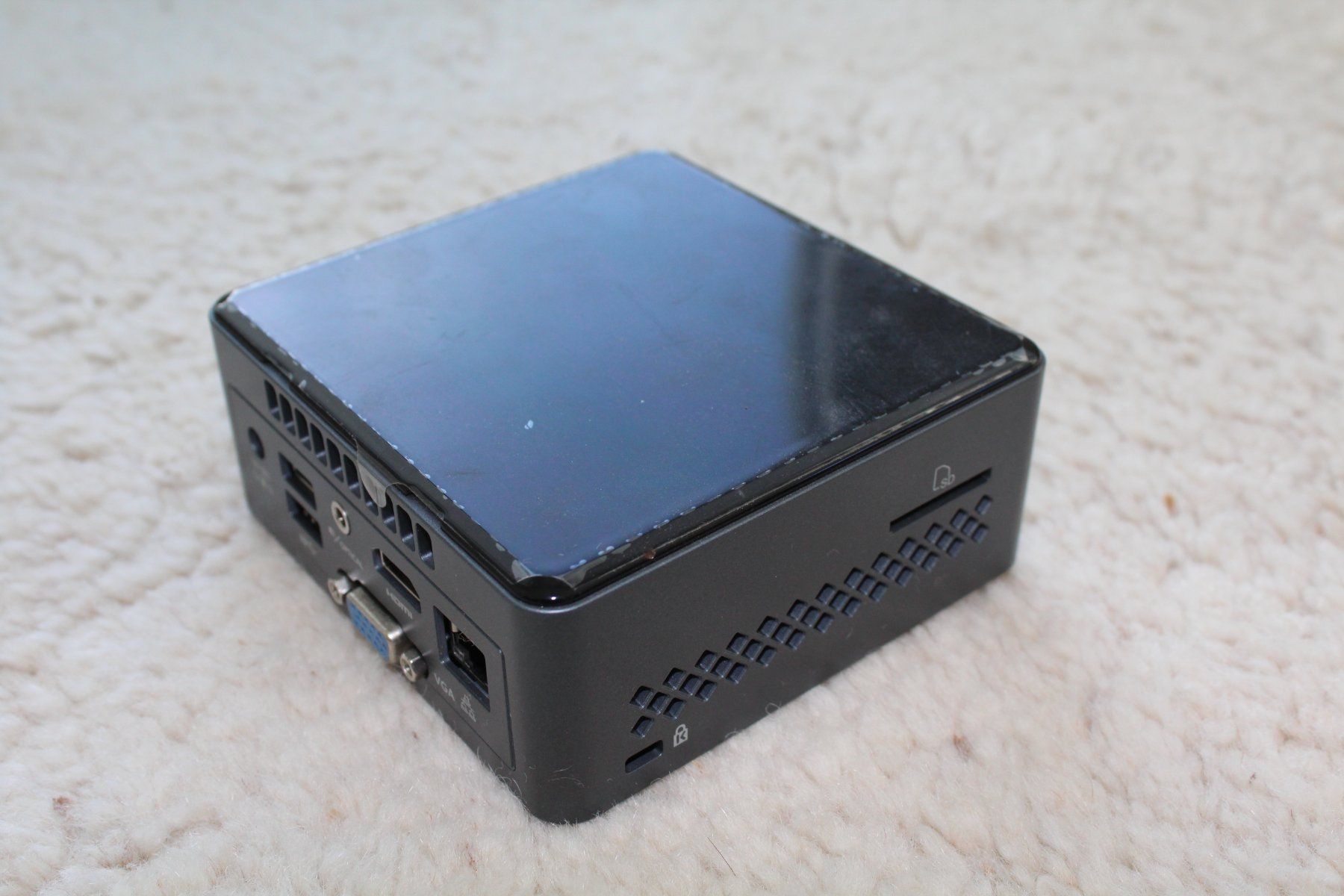 Intel PCs: Intel NUC NUC6CAYS – Gebraucht aus St. Gallen von checco40 2