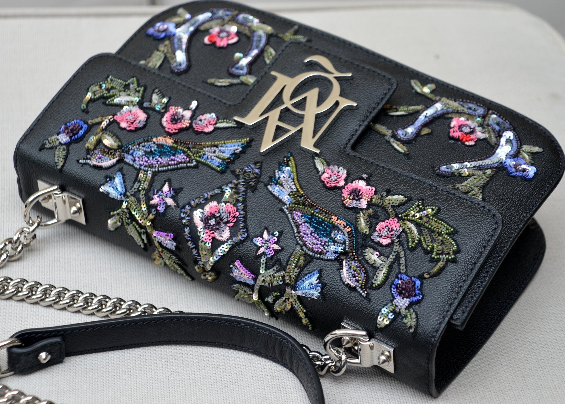 Alexander Mcqueen Borse da donna: Alexander McQueen Tasche / sac – Usato da Collonges venduto da Auganien 2
