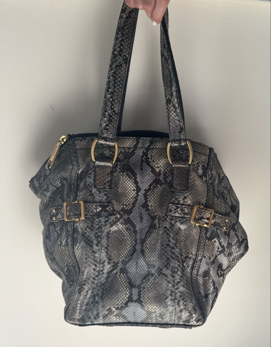 Saint Laurent Taschen für Damen: Yves Saint Laurent Sac à main python – Gebraucht aus moudon von jaunejaunelapinjaune