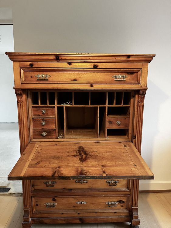 Sekretar Schrank Alt