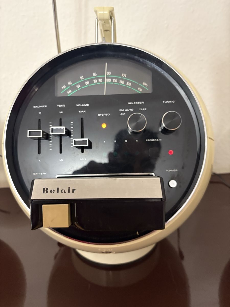 Weltron Radios: Weltron model 2001  – D'occasion à petit lancy par FerreiraLuis 3