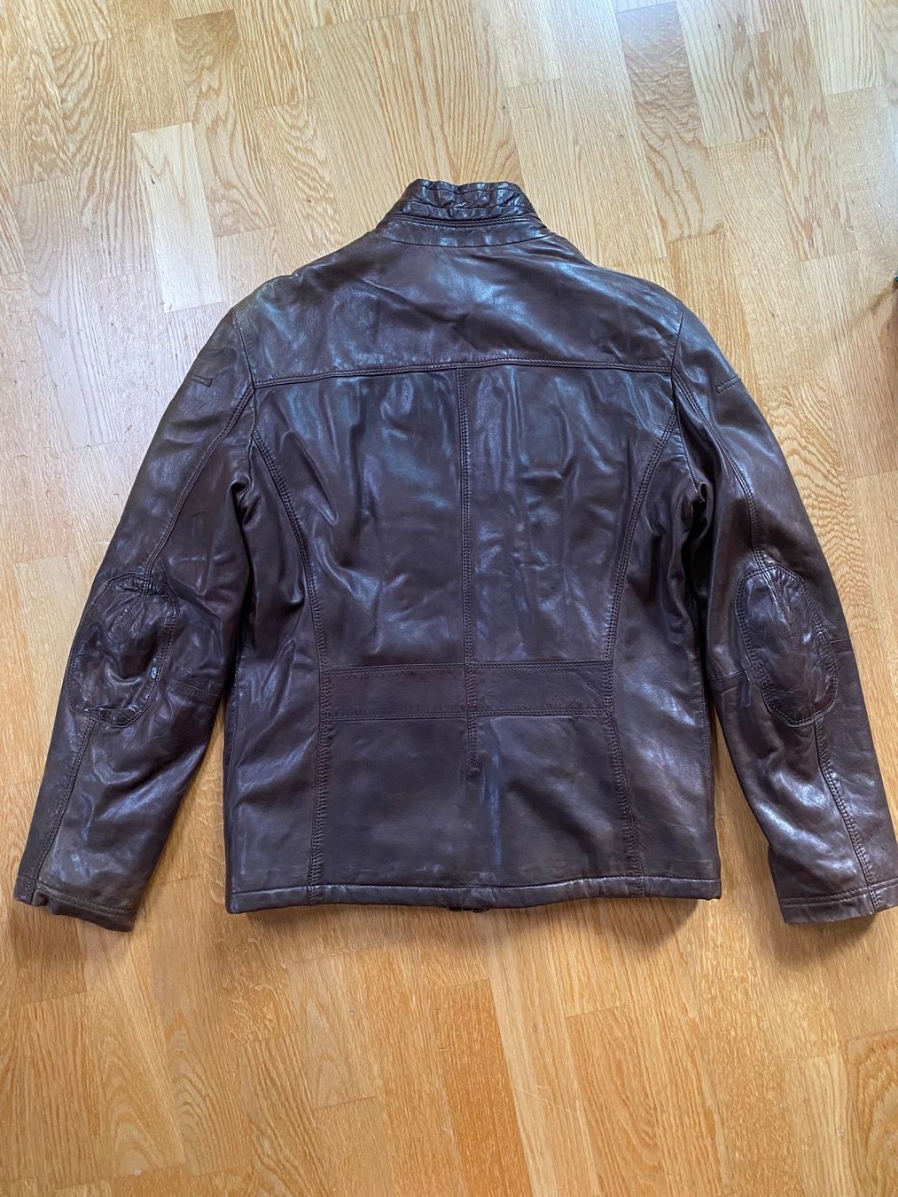 Hugo Boss Giacche: Hugo Boss Lederjacke – Usato da Zürich venduto da Fabienne059 1