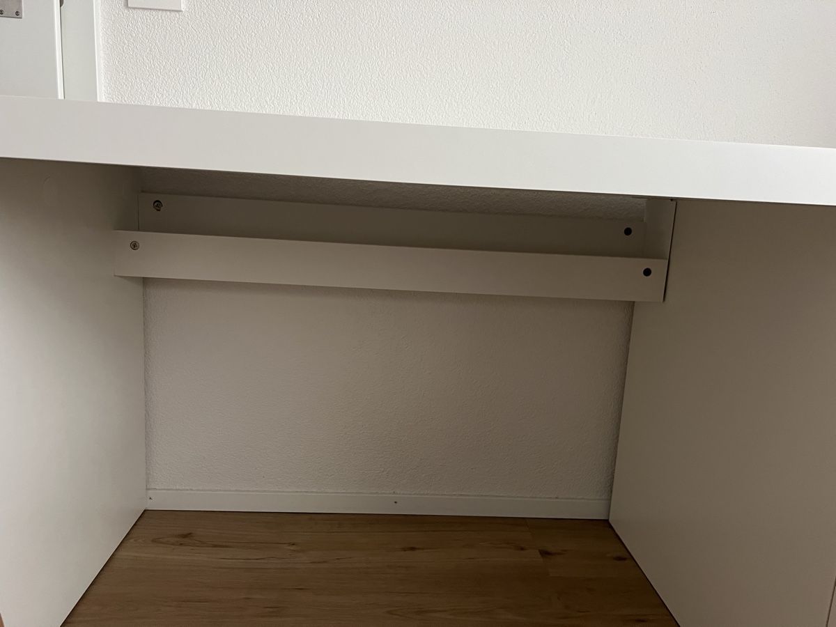 Scrivanie: Ikea Schreibtisch Malm – Usato da Dottikon venduto da Corkoc11 4