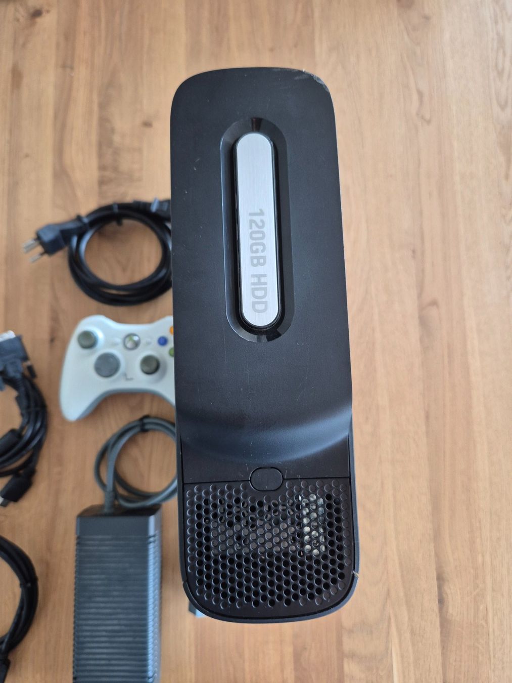 Microsoft Console: Xbox 360 (120GB HDD) – Usato da Niederrohrdorf venduto da Pascal_egloff 1