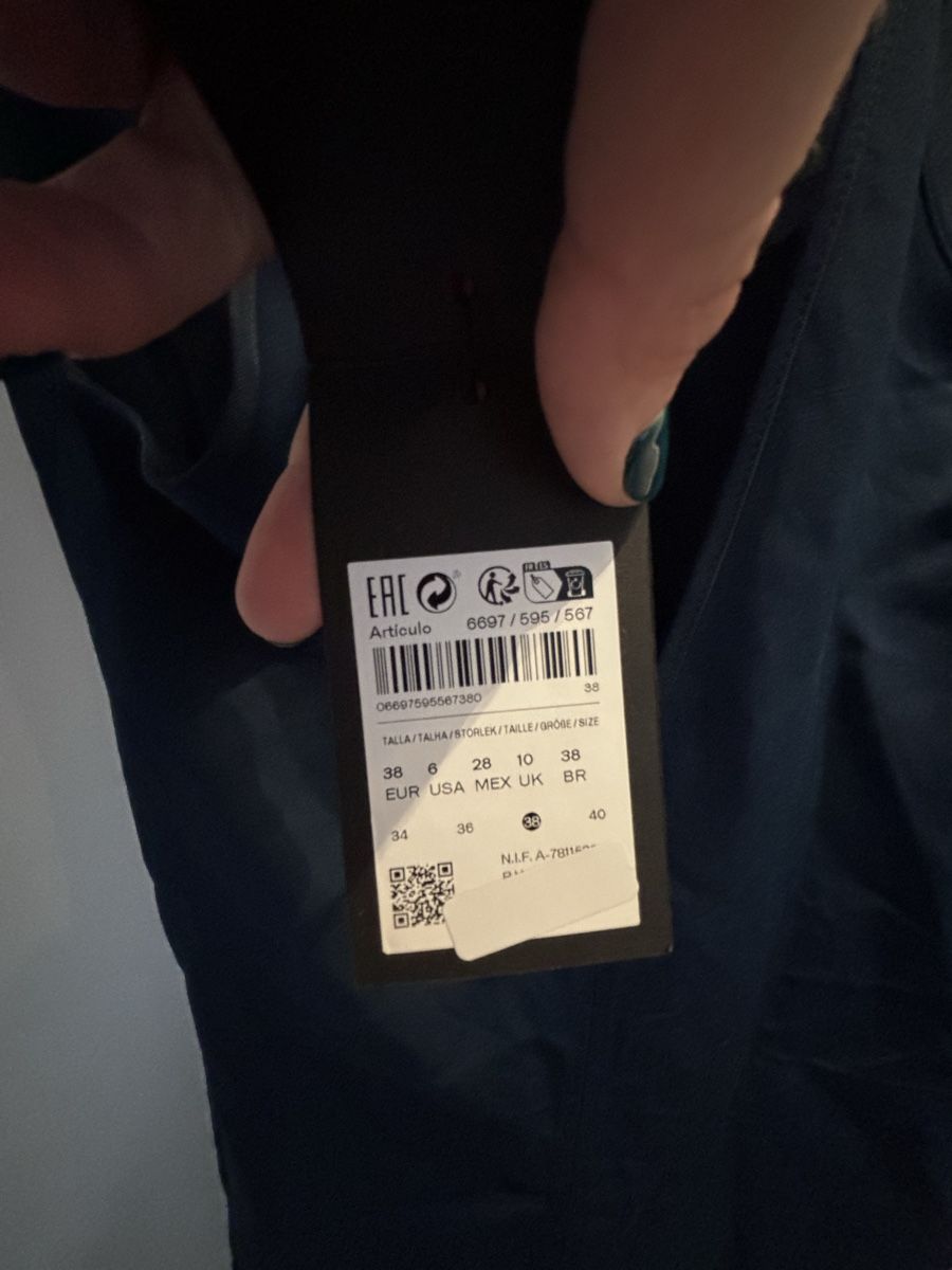 Massimo Dutti Robes: Dress Massimo Duti – Neuf avec emballage d'origine à Zürich par dev_y9nj 1