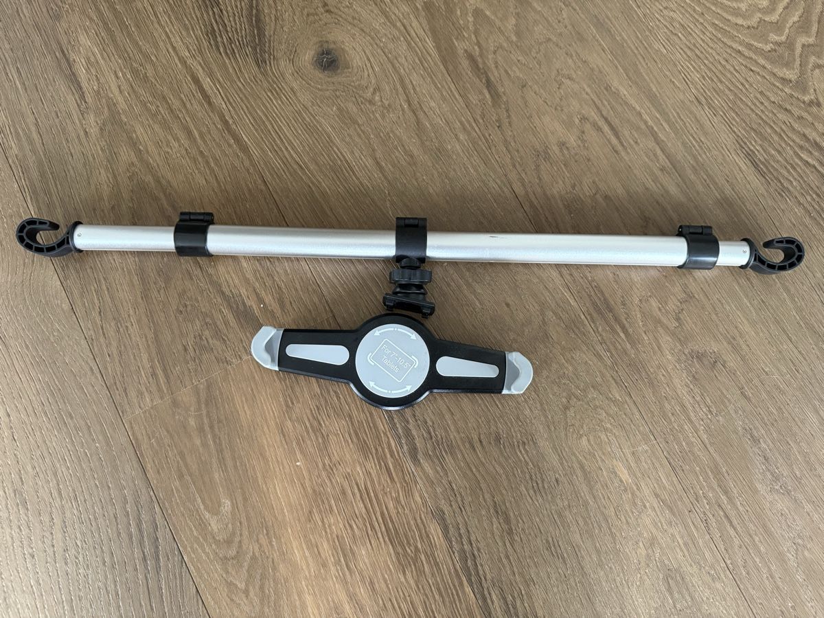 Hama Staffa per monitor: HAMA IPad-Halter Auto – Usato da Winterthur venduto da tanscha