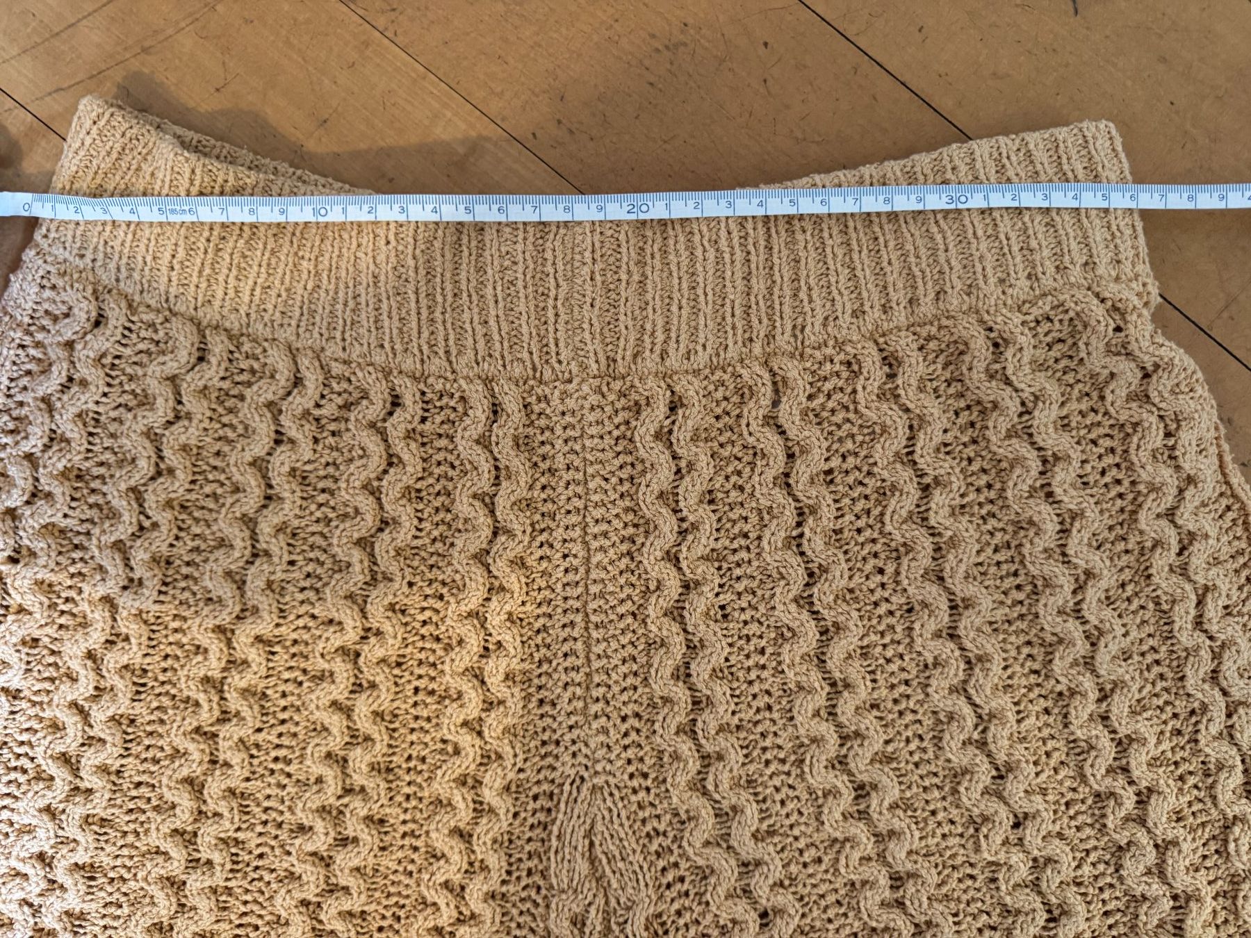 Zara Pantaloni: Shorts – Usato da Zollikon venduto da lui_gqg9 3