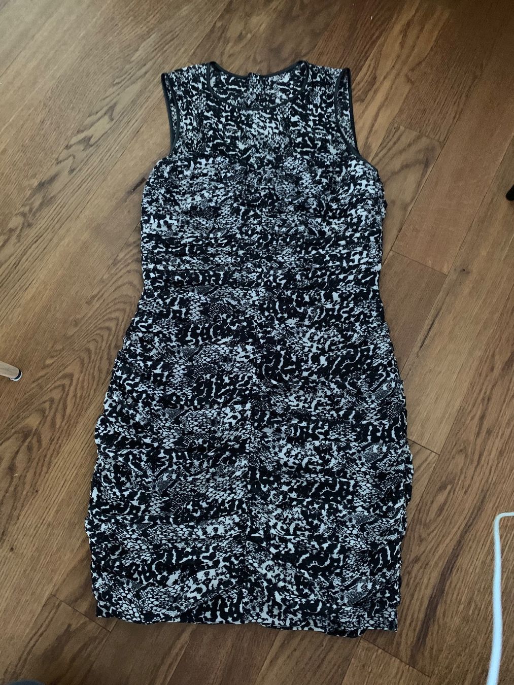 H&M Vestiti: Kleid H&M 36 – Nuovo (secondo la descrizione) da Buchrain venduto da Ham2383