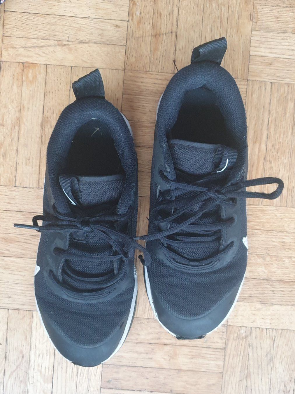 Nike Scarpe per ragazzi: Nike Sneaker, Grösse 35.5 – Usato da Zürich venduto da Kadija6 2