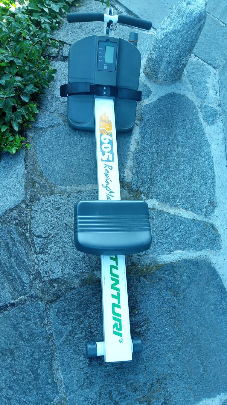 Tunturi Hometrainer: Tunturi 605 Rowing Machine – Usato da Hünenberg venduto da Suerli