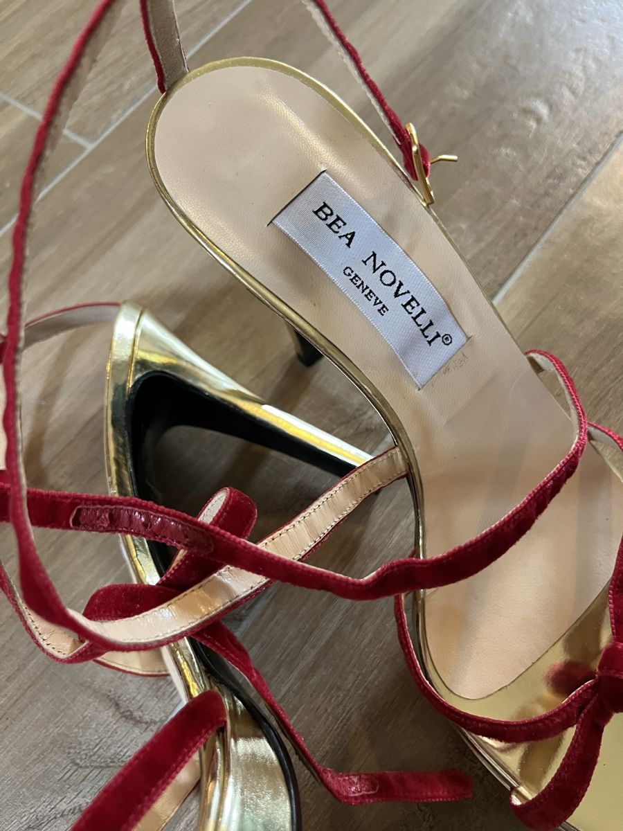Chaussures femmes: Sandales Bea Noveli – D'occasion à Euseigne par so.ART 6