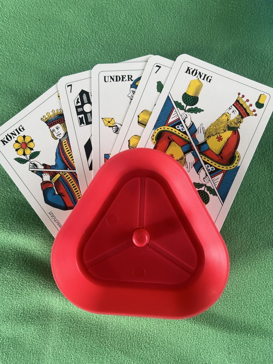 Giochi: Spielkartenhalter im 2-er Set – Nuovo e nell'imballaggio originale da Neuenkirch venduto da zwimpferspiel