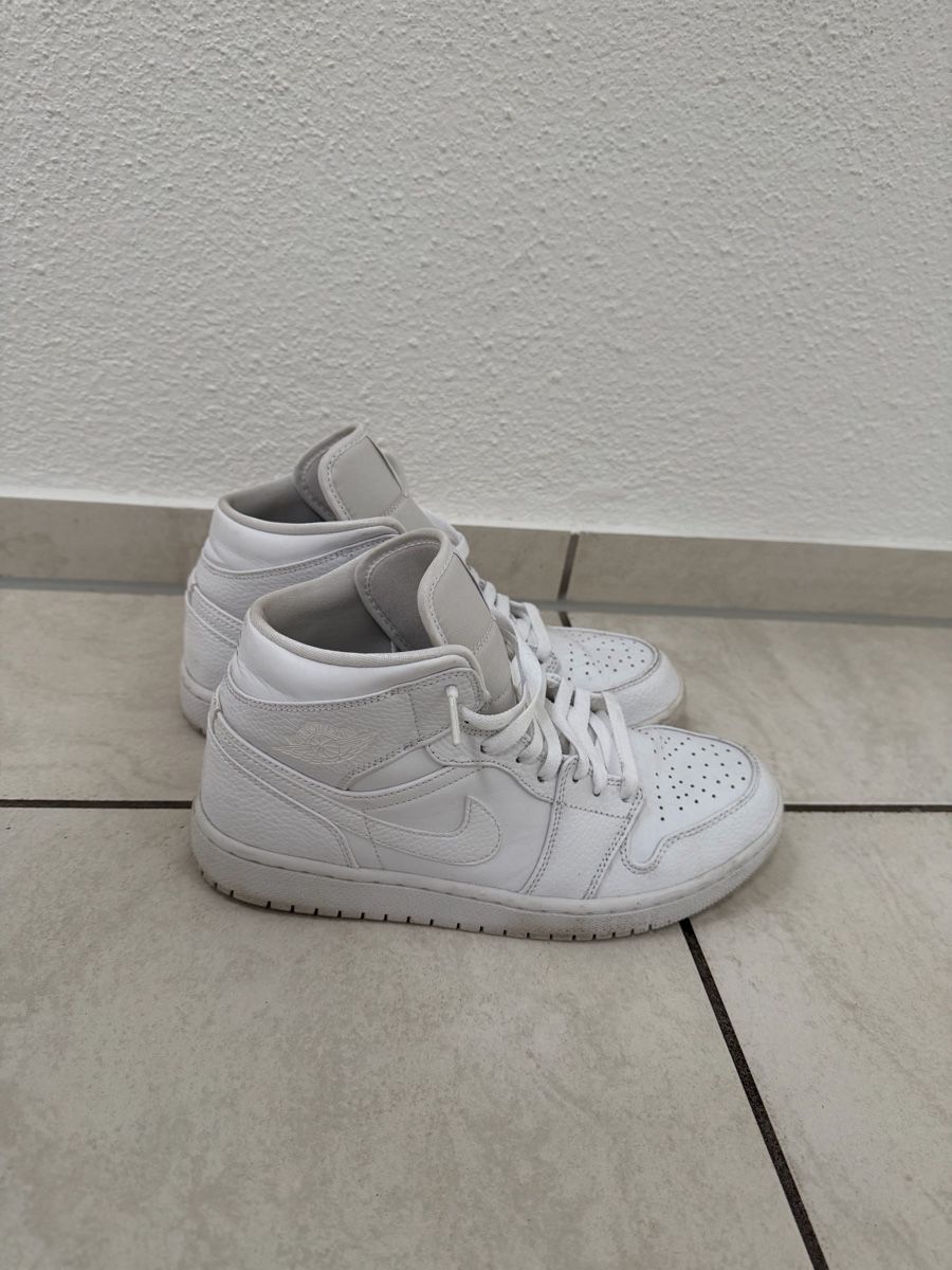 Jordan Chaussures hommes: Jordan Schuhe – Neuf (Voir description) à Buonas par jas_52hl