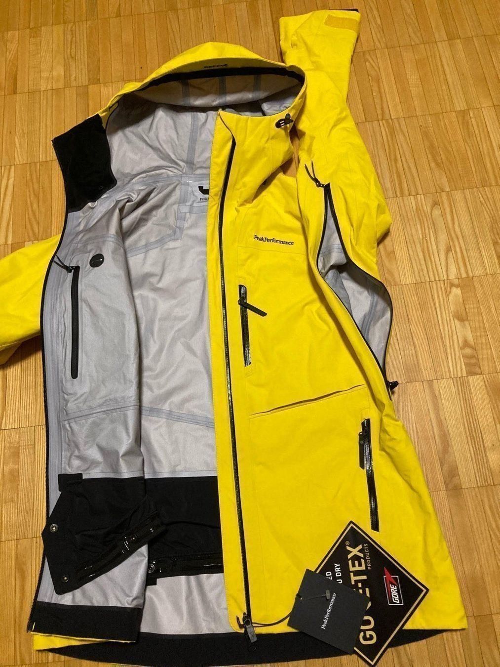 Peak Performance Giacche: Peak Performance NEU Jacke GoreTex S – Nuovo e nell'imballaggio originale da Affoltern am Albis venduto da variablend 5