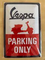 Blechschild: Vespa Parking only