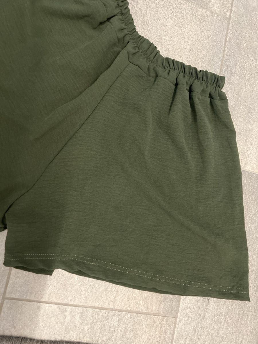 Hosen: Pantaloncini NUOVI e freschi  – Neu (gemäss Beschreibung) aus Breganzona von Lorcary 2
