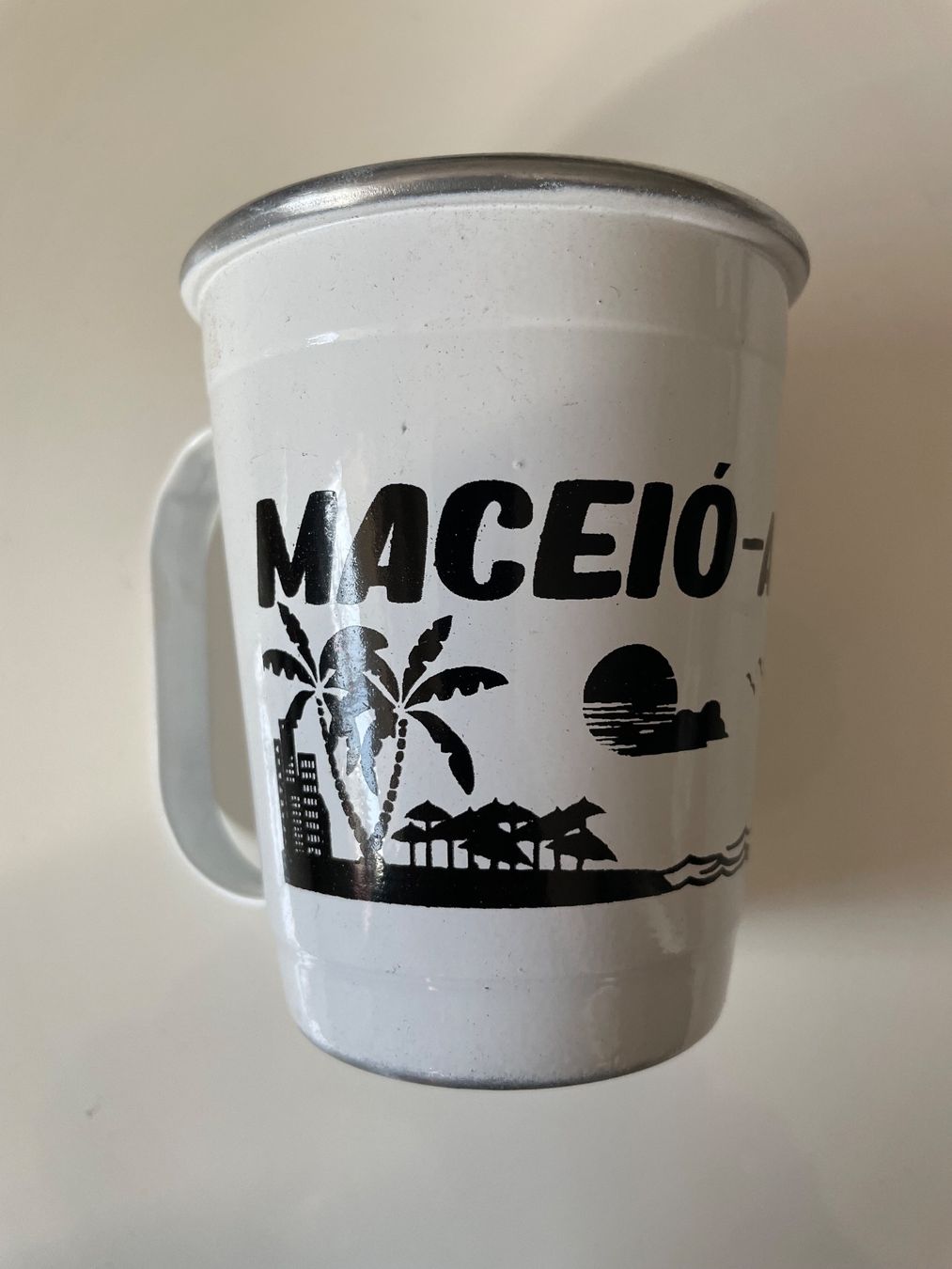 Tazze: Mug vintage Maceio-Al Brésil aluminium – Usato da Oron-la-Ville venduto da W.XIX