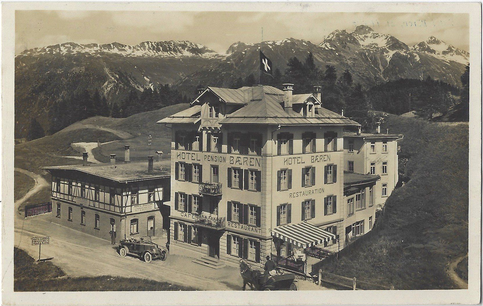 Ansichtskarten: Hotel  Bären,  St. Moritz  mit  Oldtimer  und  Pferdekutsche – Gebraucht aus Bütschwil von Jackson1A