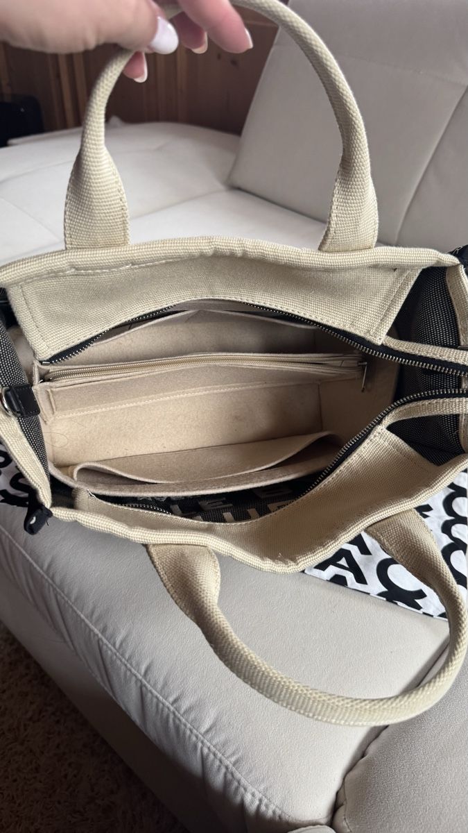 Marc Jacobs Borse da donna: The Tote Bag by MJ – Usato da Surcasti venduto da Lenkita 5