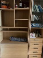 Bookshelf out of wood 157x200x45