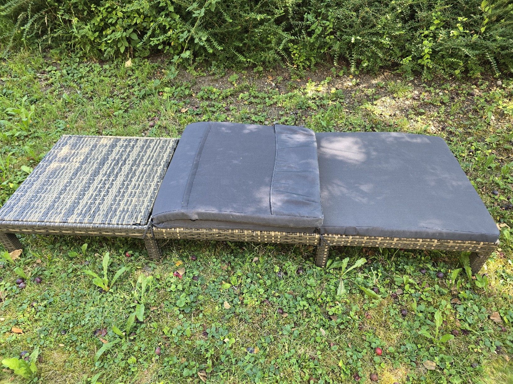 Sedie a sdraio: Tectake  SOFIA Robuste Rattan-Sonnenliege – Usato da Winterthur venduto da Bole.sd 3