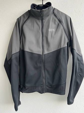 Gore Wear Phantom Velojacke mit abnehmbaren Ärmeln Gr. M