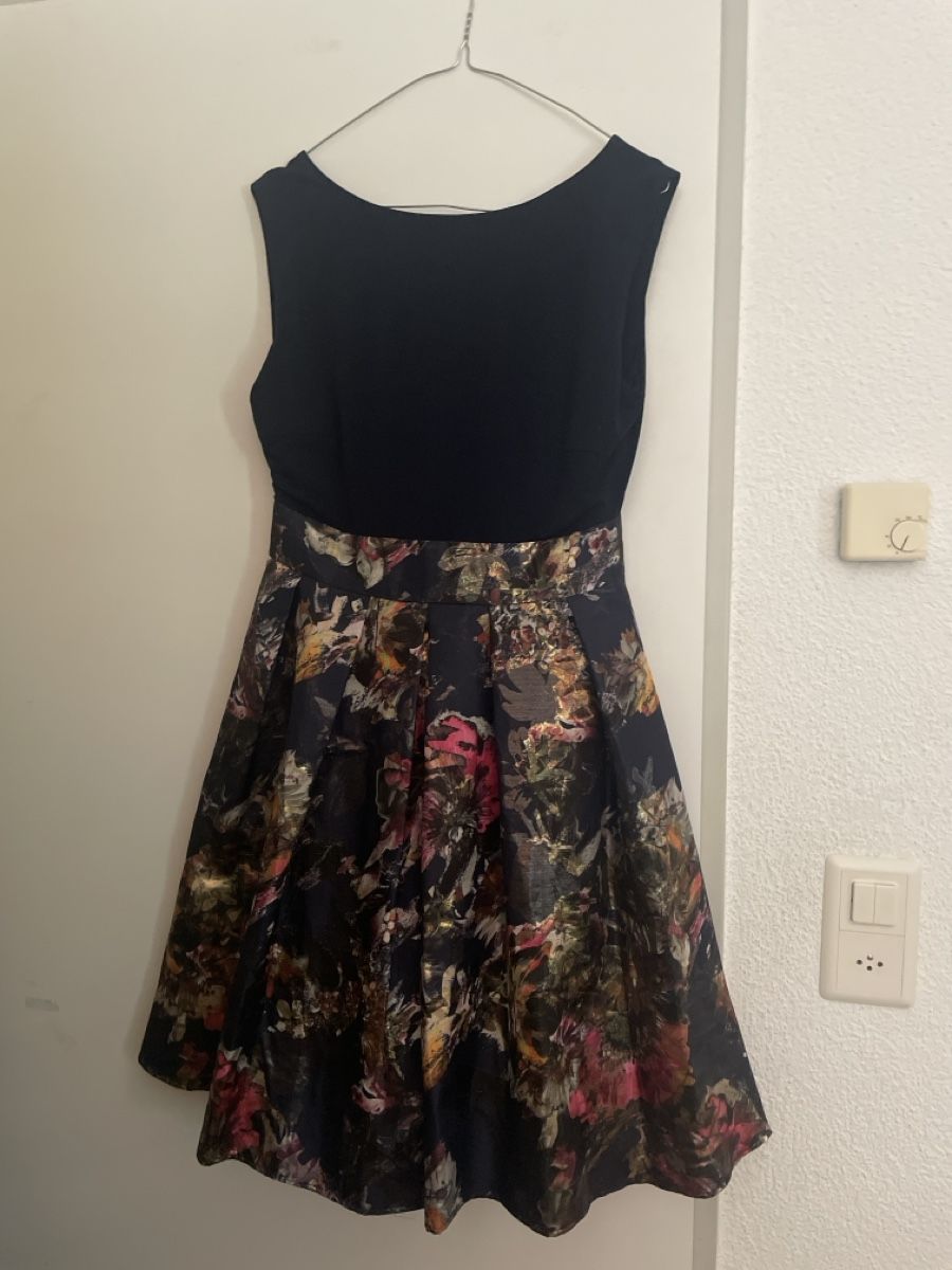 Vestiti: SWING  Cocktailkleid Grösse 40   – Usato da Männedorf venduto da Pnibo