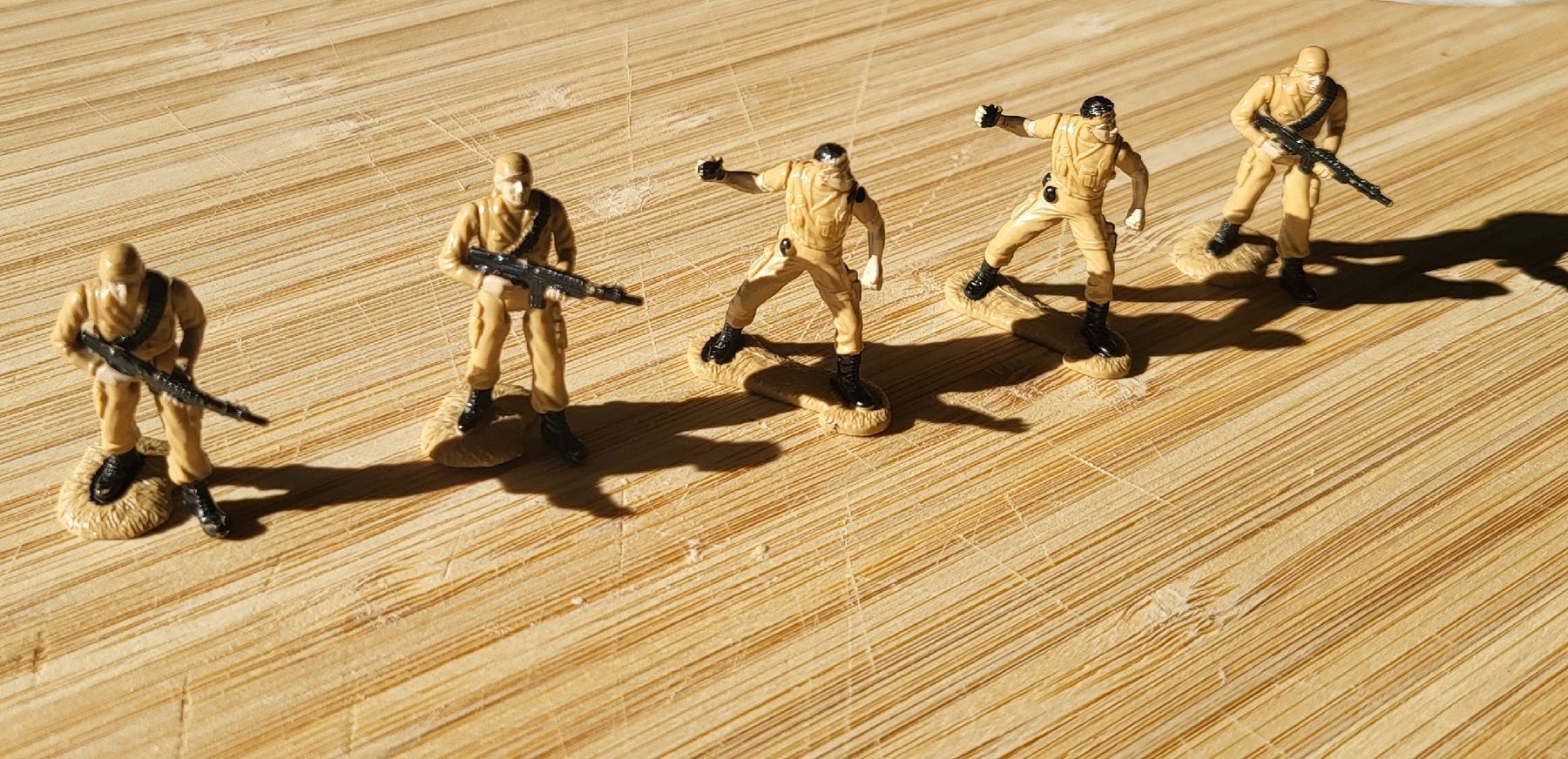 Majorette Giocattoli: soldats majorette – Usato da Martigny venduto da Malamike 3