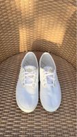 Weisse Adidas Schuhe mit goldenem Logo Gr. 39 1/3