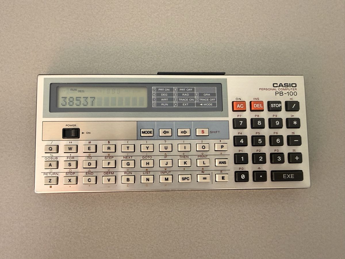 Casio Calcolatrici tascabili: Casio PB-100 Personal Computer Vintage Pocket Computer – Nuovo (secondo la descrizione) da Reinach BL venduto da Rushkatie 4