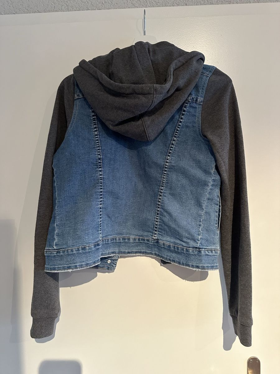 Giacche: Jeansjacke – Usato da Flumenthal venduto da pandaa1 1