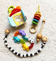 Baby Spielzeug Set: Rassel , Greiffring, Stoffbuch, Kette