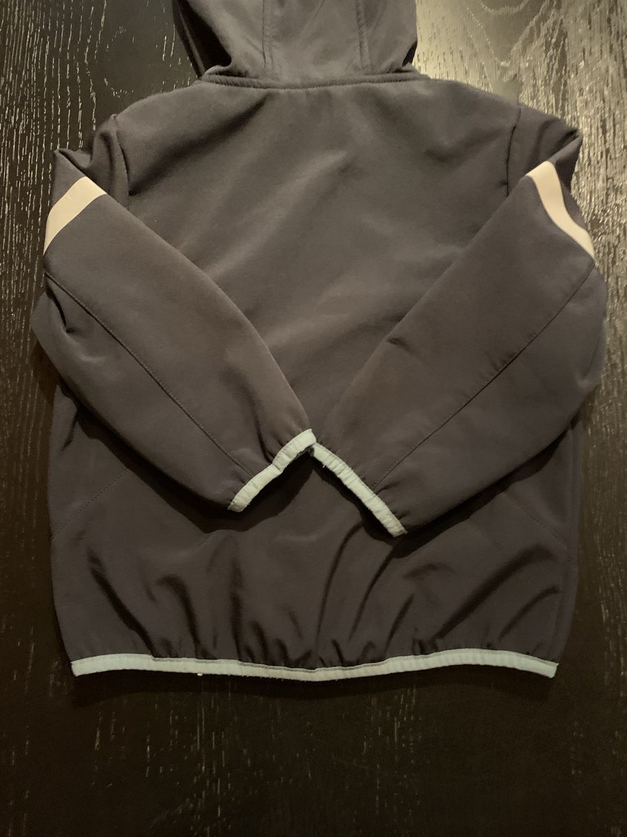 Jacken & Mäntel: Softshelljacke Migros Gr. 98/104 – Gebraucht aus Klosters von ari_6y9m 5
