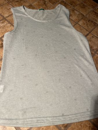 Maglietta  di lana di Benetton-colore pistacchio-M/L-nuovo