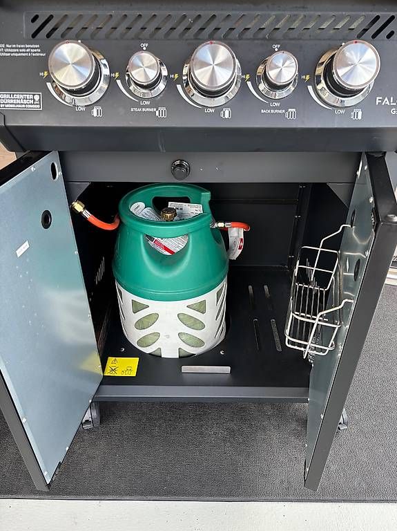 Grills: Gasgrill Falcon mit Sizzle Zone und Heckbrenner – Gebraucht aus Leissigen von kph811 3