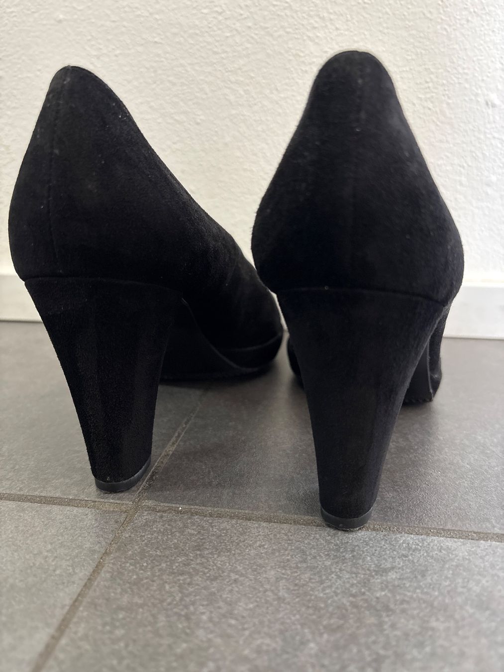 Scarpe da donna: Peter Kaiser Pumps, Größe 39 (6). – Usato da Contra venduto da bubi 5