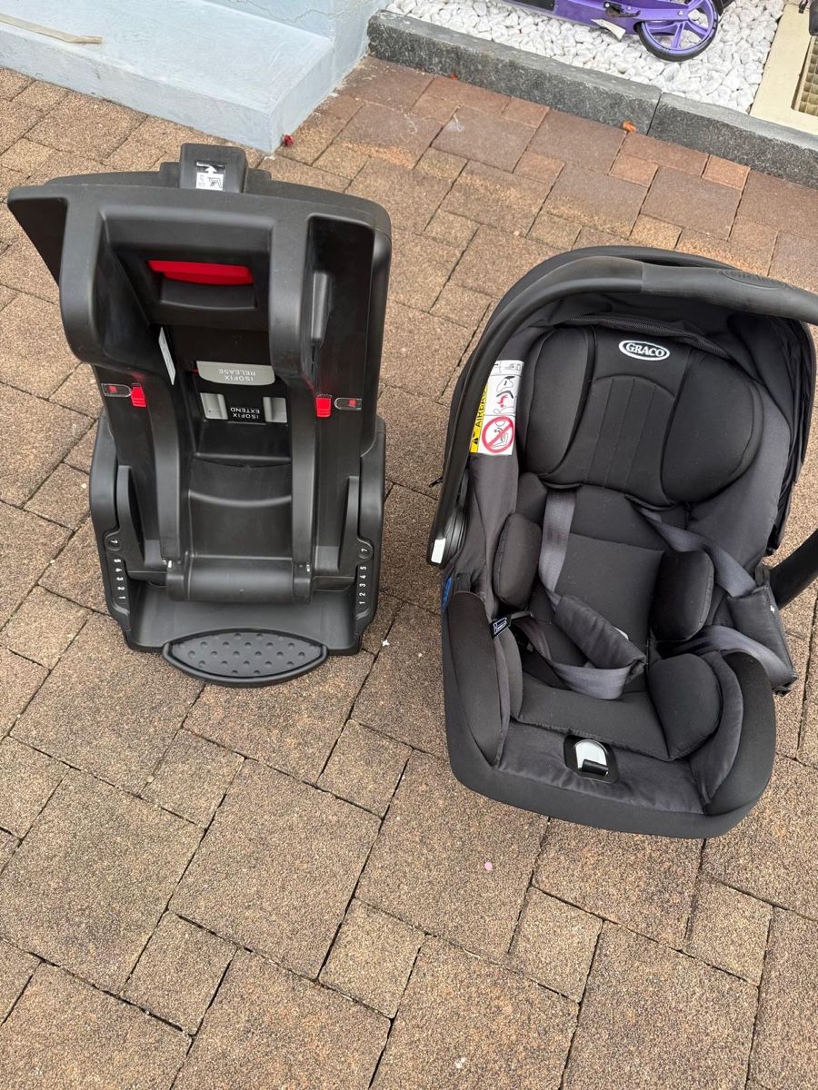 Auto-Kindersitze: Babyschale + ISOFIX Basis – Gebraucht aus Dornach von Dana999 6