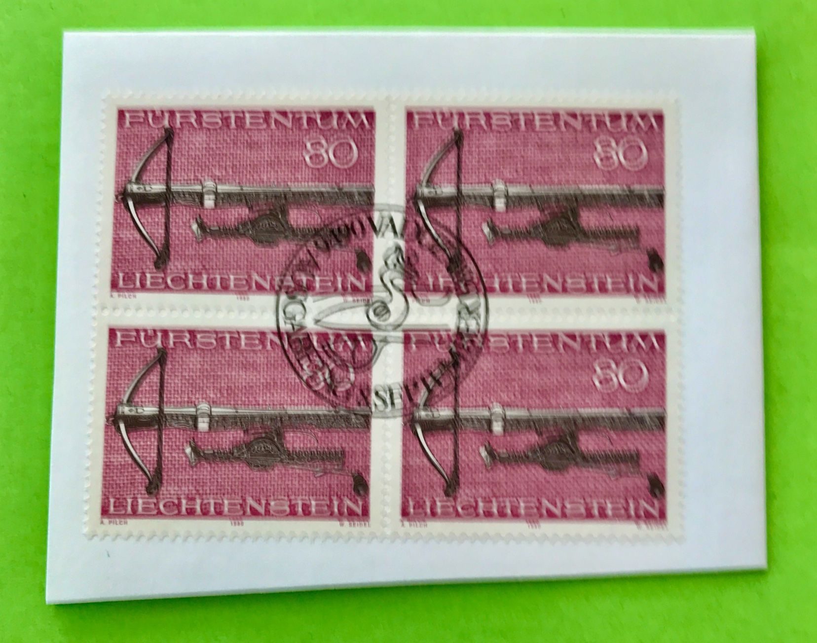 Tutti i francobolli: Briefmarken aus Liechtenstein 4 er Block mit Papier  – Usato da Aarau venduto da Angi-007