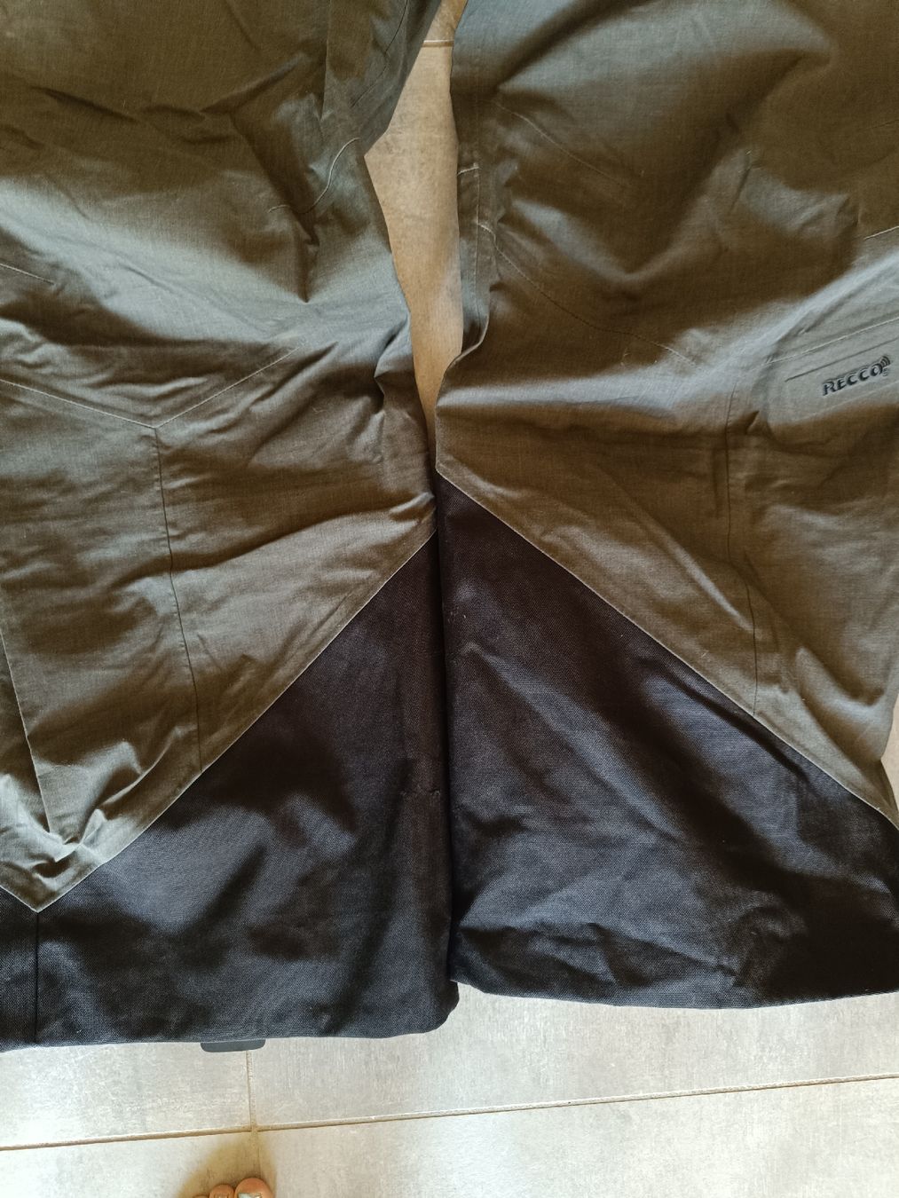 Peak Performance Hosen: Pantaloni sci Peak Performance uomo taglia M grigi – Gebraucht aus Dino von bin_2zfr 3
