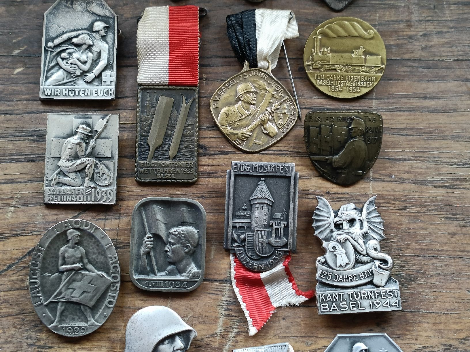 Placchette & Badge: Lot alte Abzeichen Schweiz – Usato da Brugg AG venduto da Ente015 2