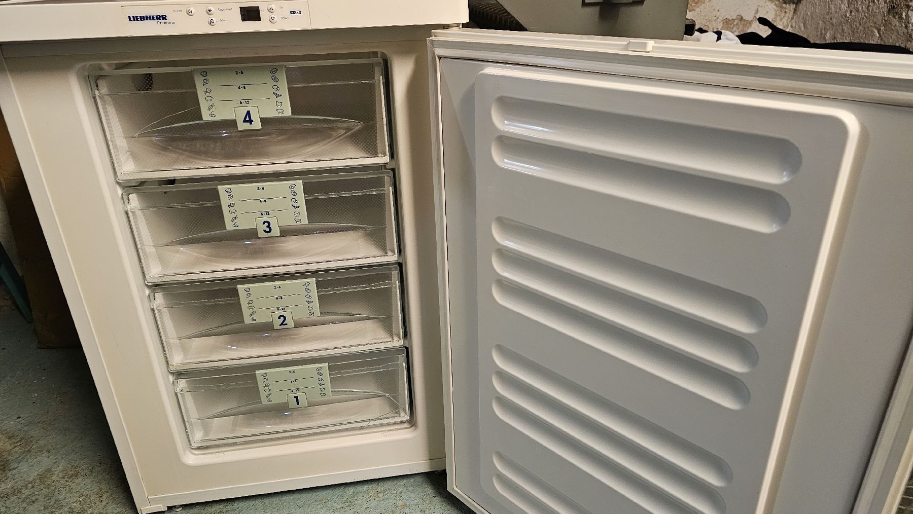 Congelatori: Liebheer gefrierschrank – Usato da Tann venduto da dan_dzf8 2