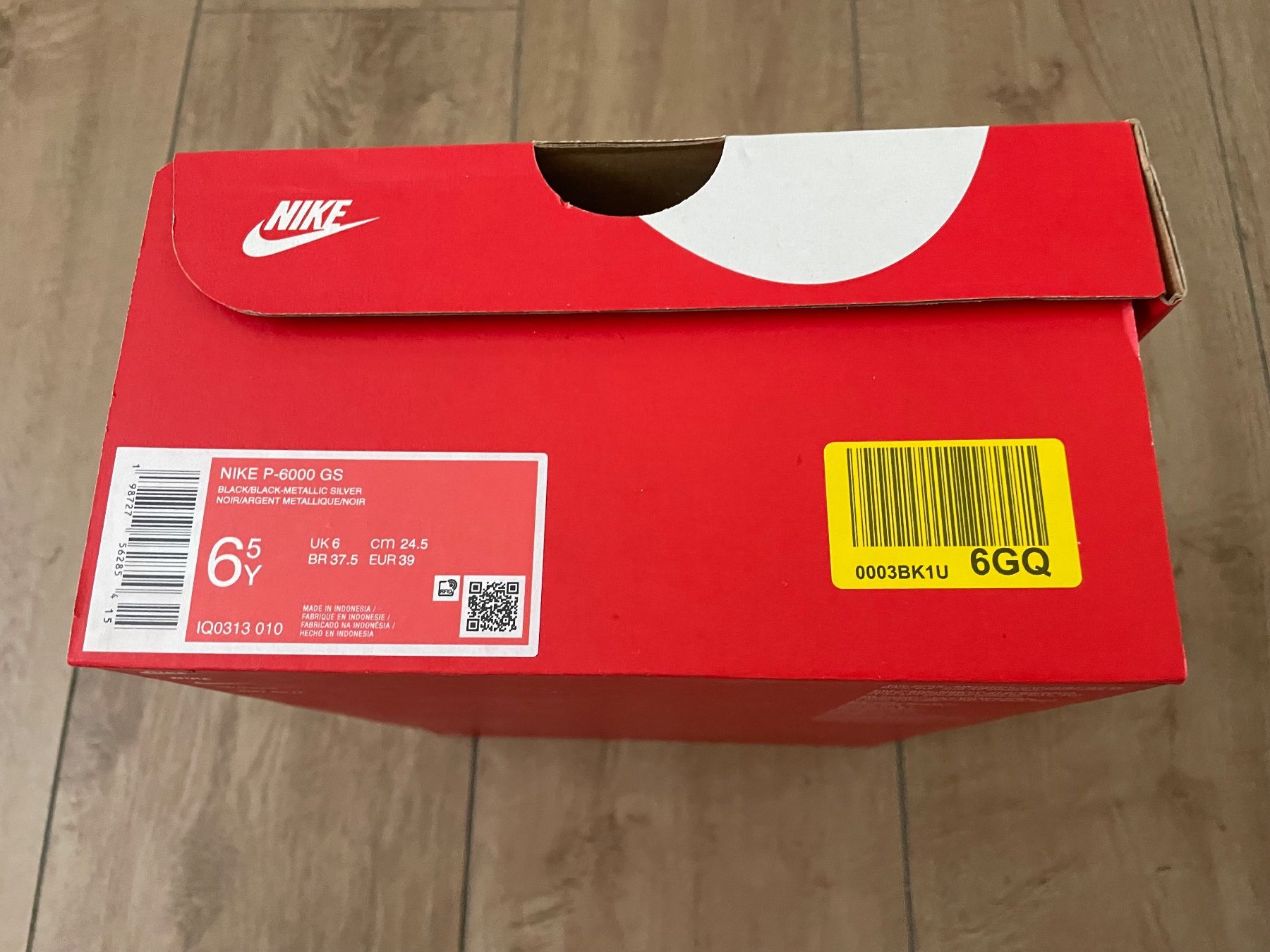 Nike Scarpe per ragazzi: Nike P-6000 (GS) Gr. 39 NEU – Nuovo e nell'imballaggio originale da Waltenschwil venduto da hansnine 4