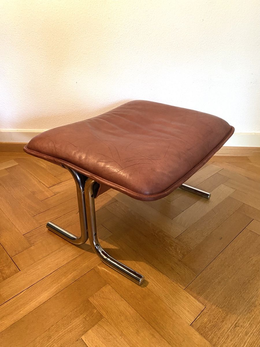 Hocker: Design Hocker Sessel Ottoman – Gebraucht aus Olten von sportwelt