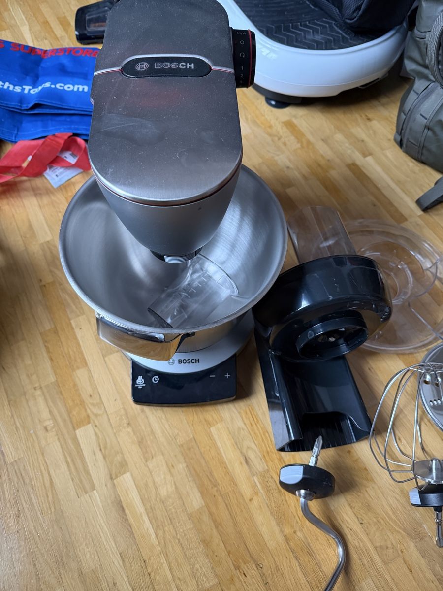 Elettrodomestici da cucina: Küchenmaschine Bosch OptiMUM 1500Watt – Usato da Studen BE venduto da FLURIBOY1 2