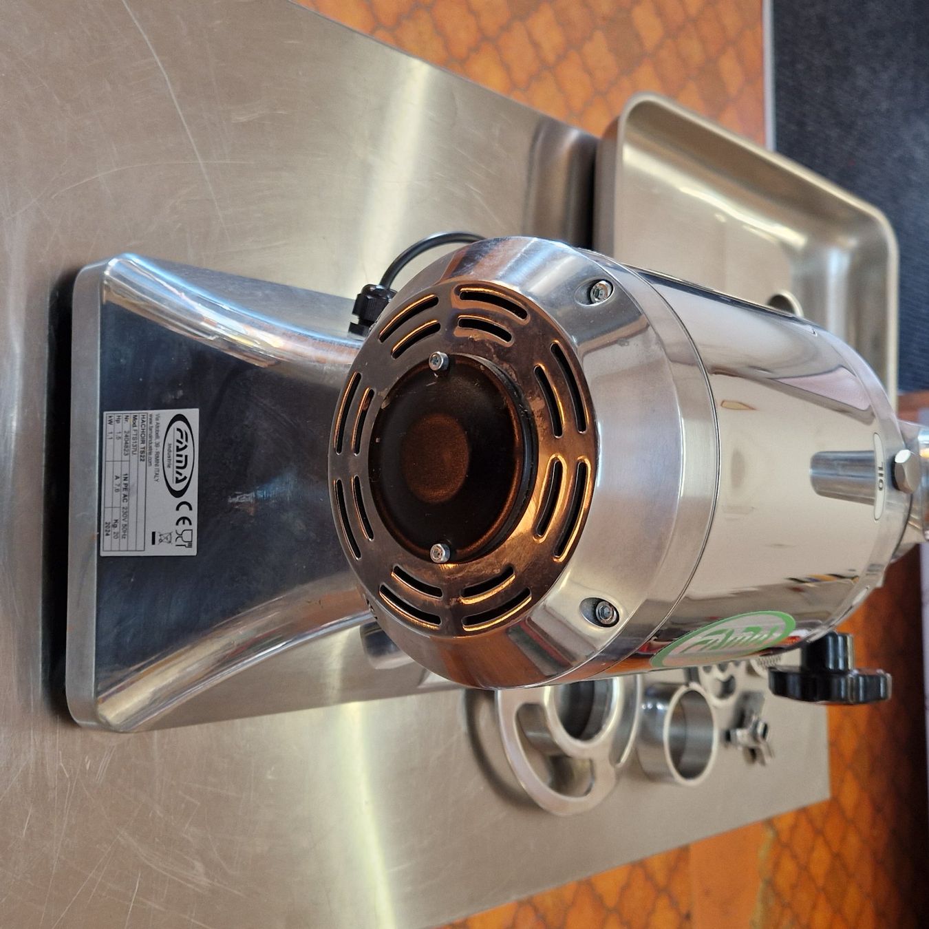 Cucine complete: Hachoir a viande professionnelle – Usato da Lamboing venduto da cfh_lk55 3