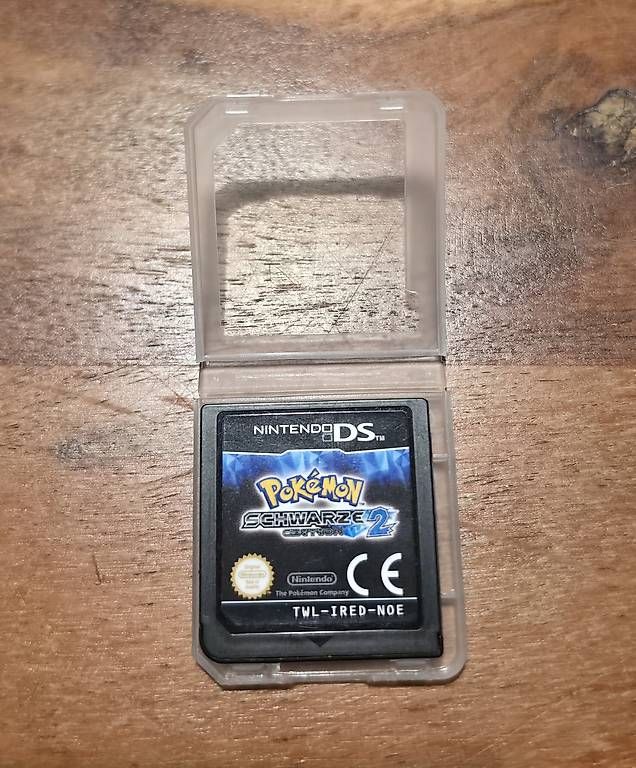 Pokémon Jeux: Pokémon Schwarze Edition 2 – D'occasion à Luzern par Enma37