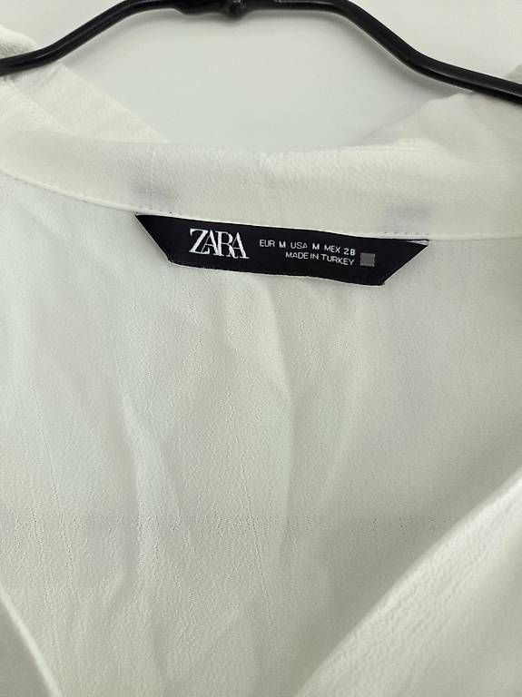 Zara Camicette: Weisse Zara Damenbluse – Usato da Rüfenacht BE venduto da Biancaro 2