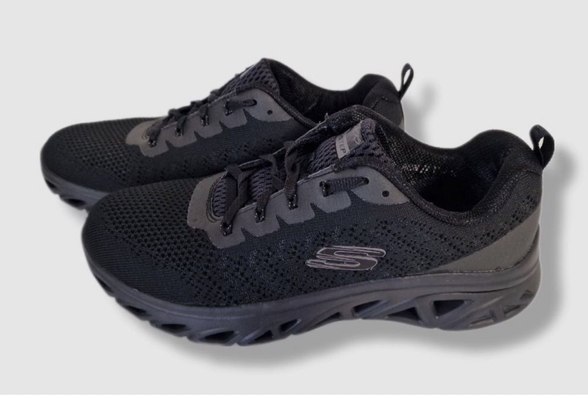 Skechers Scarpe da uomo: Skechers Air-Cooled Memory Foam Gr 40 – Usato da Endingen venduto da Warlock 1
